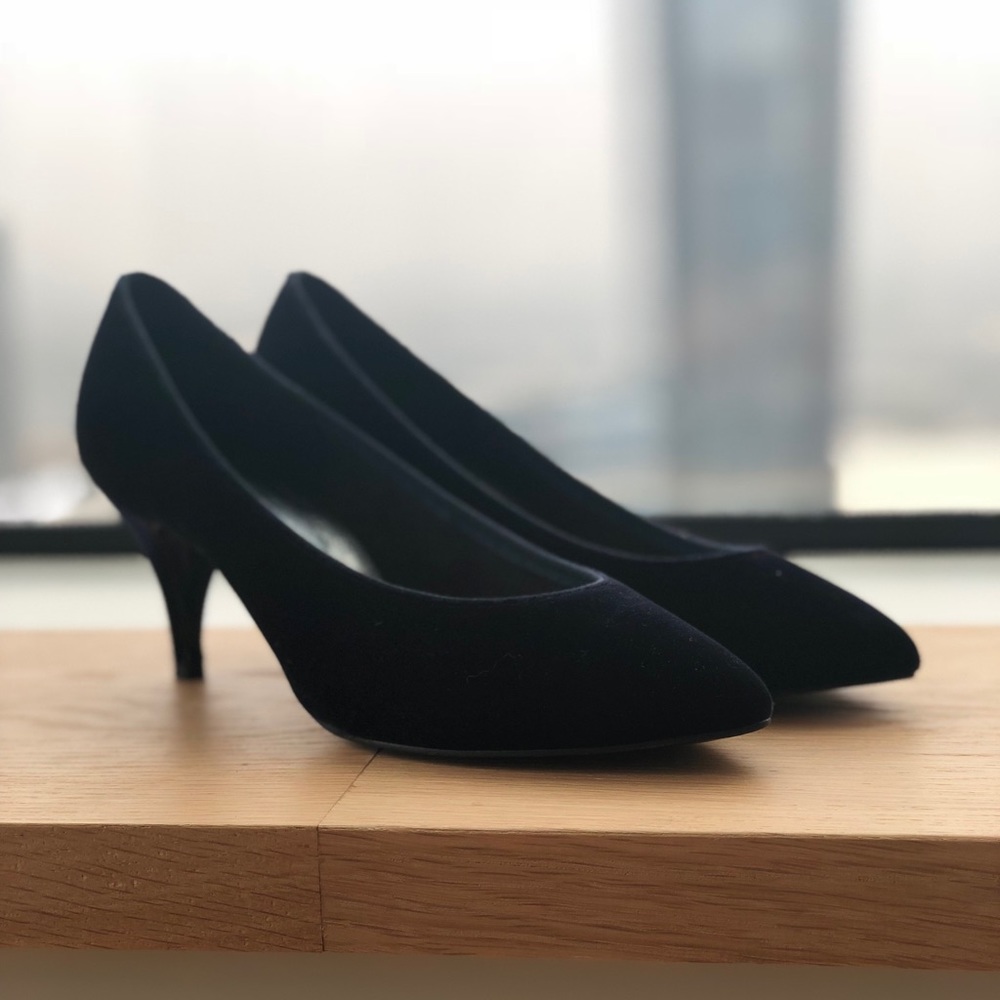 Vintage velvet heels **SOLD**